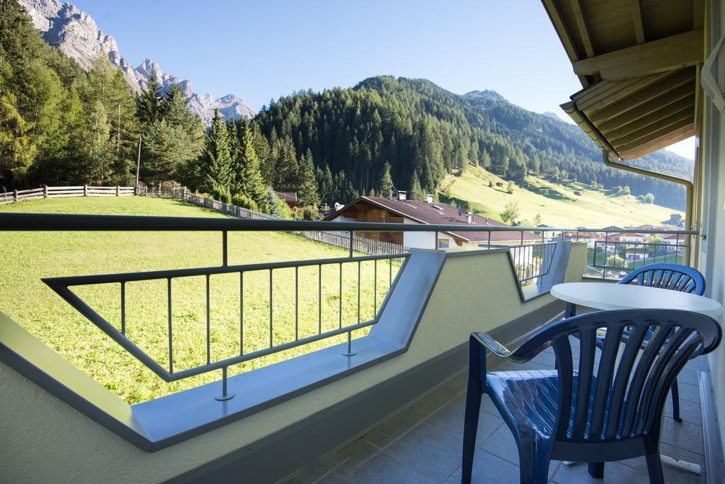 Appartementhaus Pinnisblick Neustift im Stubaital Exterior foto